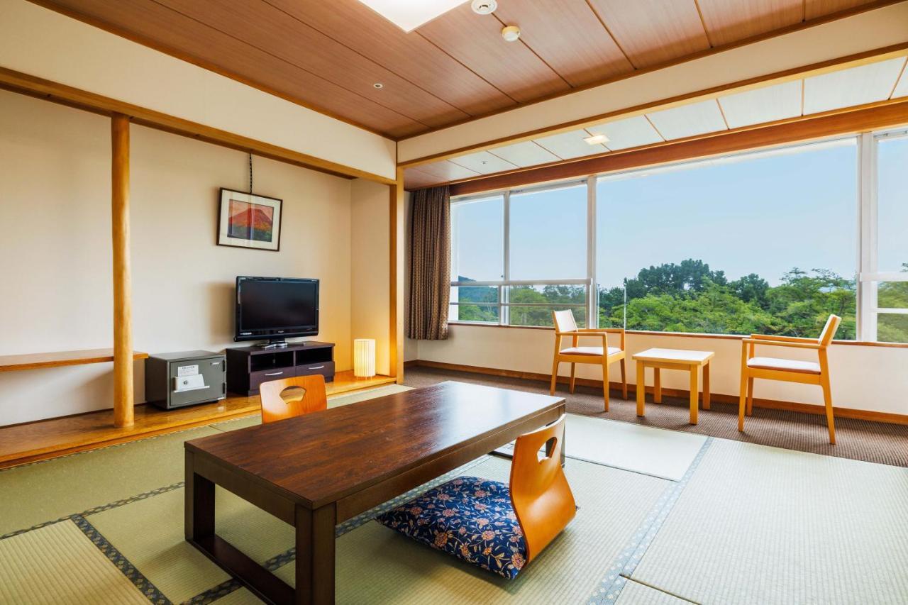 Kamenoi Hotel Nagatoro Yorii Екстериор снимка